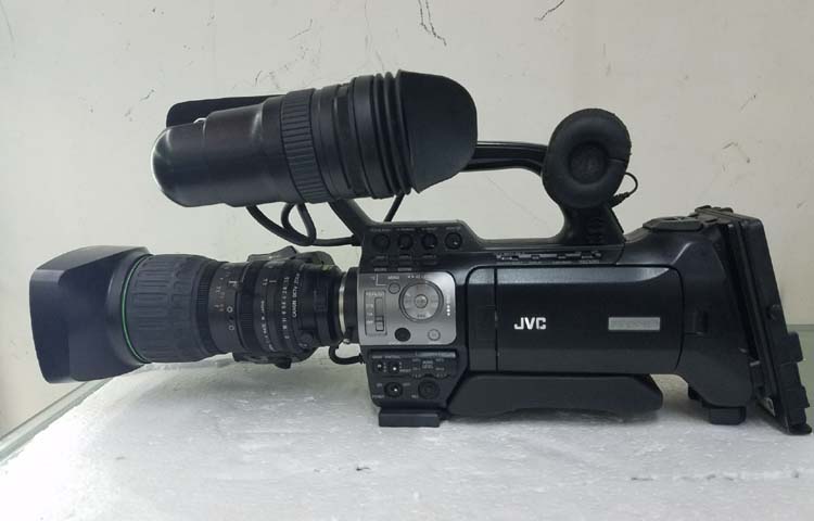 jvc gy-hm700e出一台jvc hm700e摄像机,支持置换!