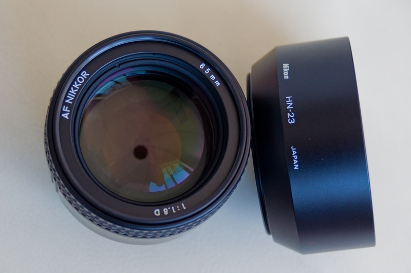 尼康af 85mm f/1.8d 无包装,原厂前后盖遮光罩,送uv