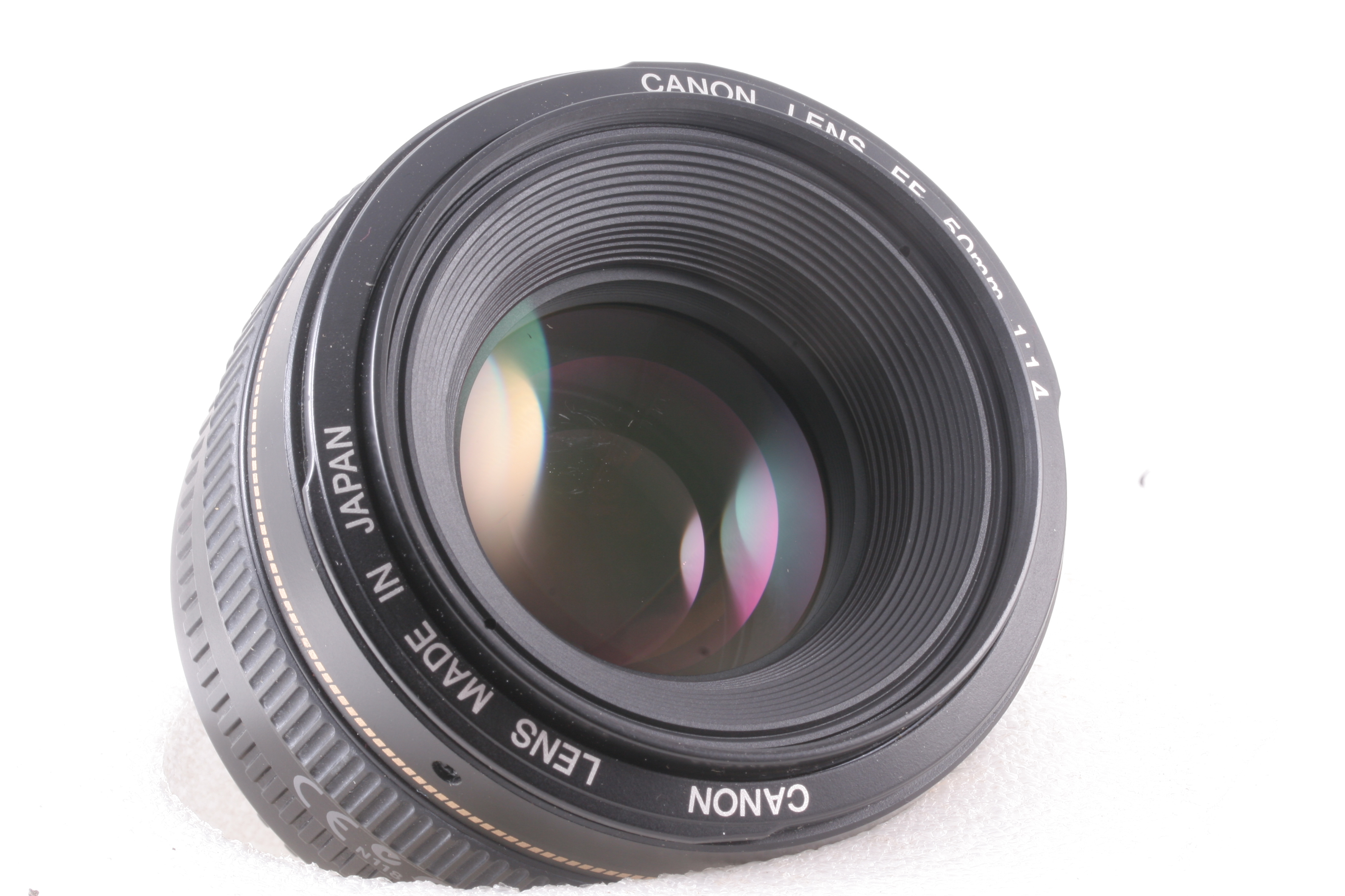 98/佳能 ef 50mm f/1.4 usm   (带遮光罩.带包装)