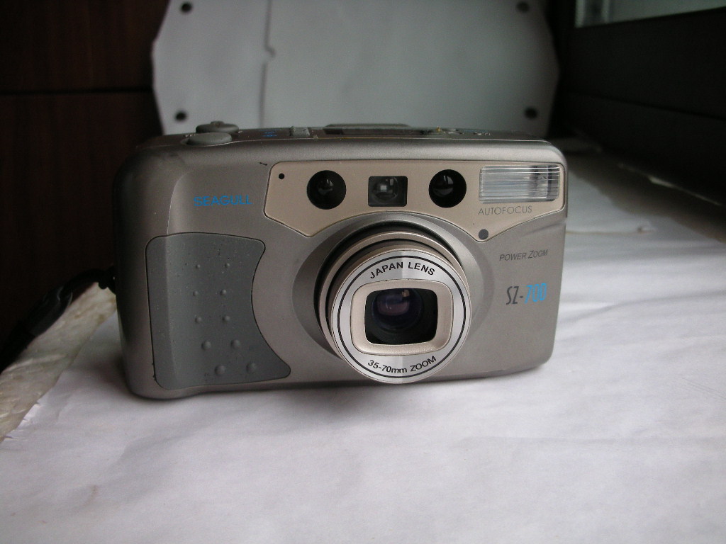 很新海鸥SZ70D自动对焦相机，配日本镜头，有包装说明书