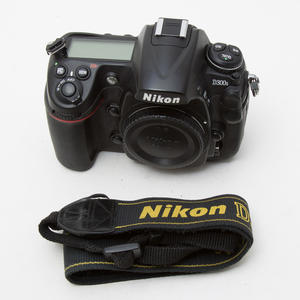 Nikon尼康 D300s 单机身 专业数码单反单电微单相机 80新 NO:0753