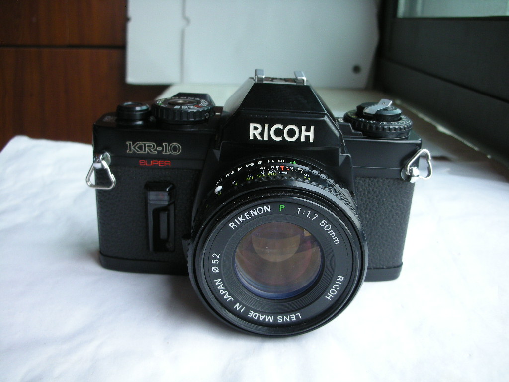 很新理光KR--10超级型相机带50mmf1.7镜头，收藏使用