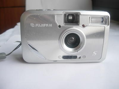 较新富士S定焦镜头便携式自动相机，收藏使用