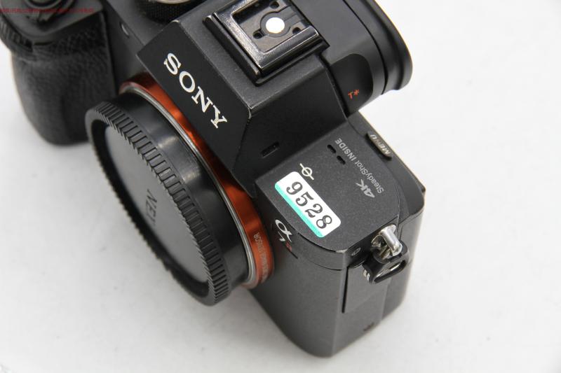 新到8成新 索尼 a7r2 便宜出售 可交换 编号9528