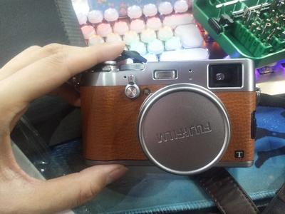 富士 X100T 棕色限量版 x100t橙色 富士数码旁轴相机
