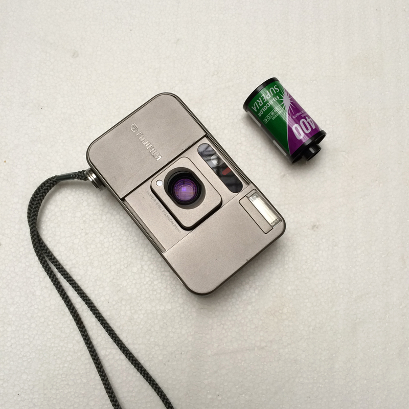 Fujifilm/富士 CARDIA mini TIARA 胶片相机EBC定焦28mm F3.5胶卷