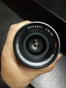 康泰时 Distagon 35mm F2.8