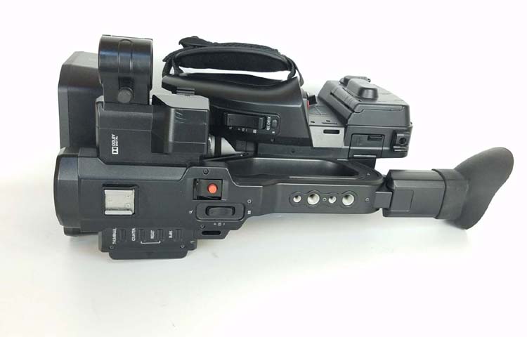 松下 AG-AC90AMC 出售一台SONY UX90MC摄像机！