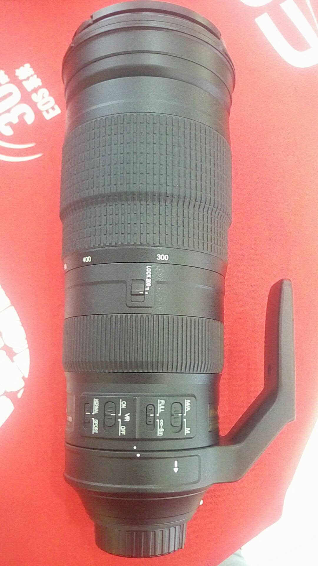 尼康AF-S 尼克尔 200-500mm f/5.6E ED VR