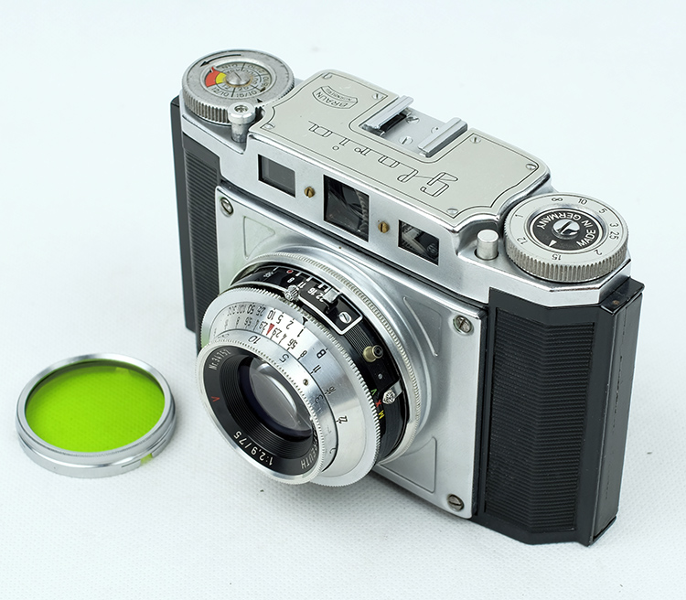 德国 Braun Gloria Praxar 6x6 伸缩相机