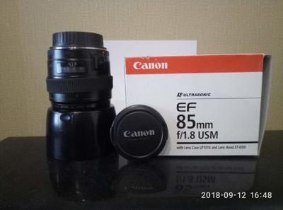 佳能 EF 85mm f/1.8 USM