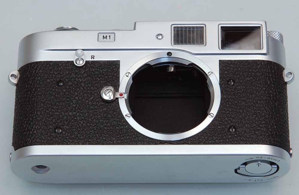 Leica M1