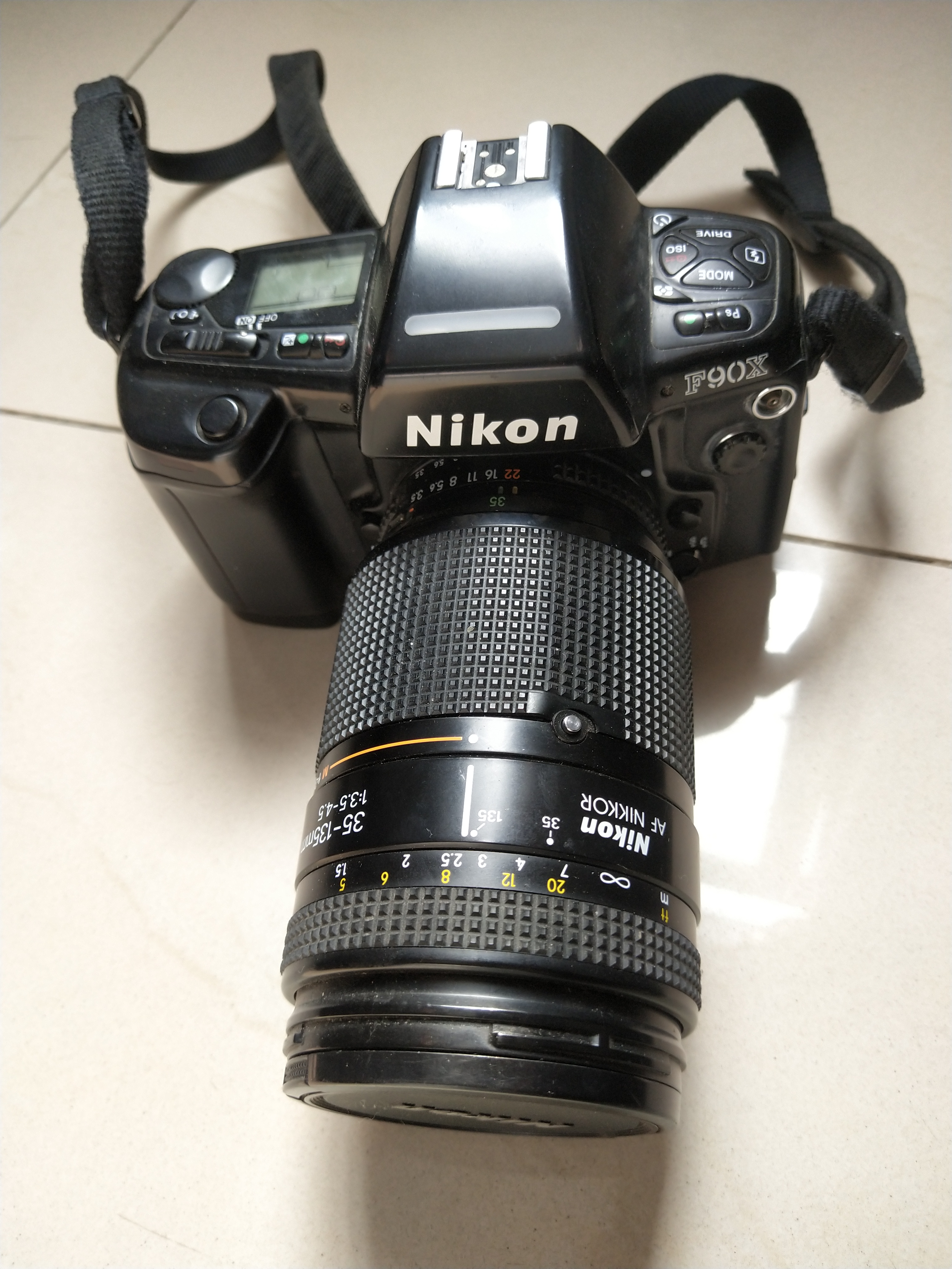 Nikon F90X (N90S)