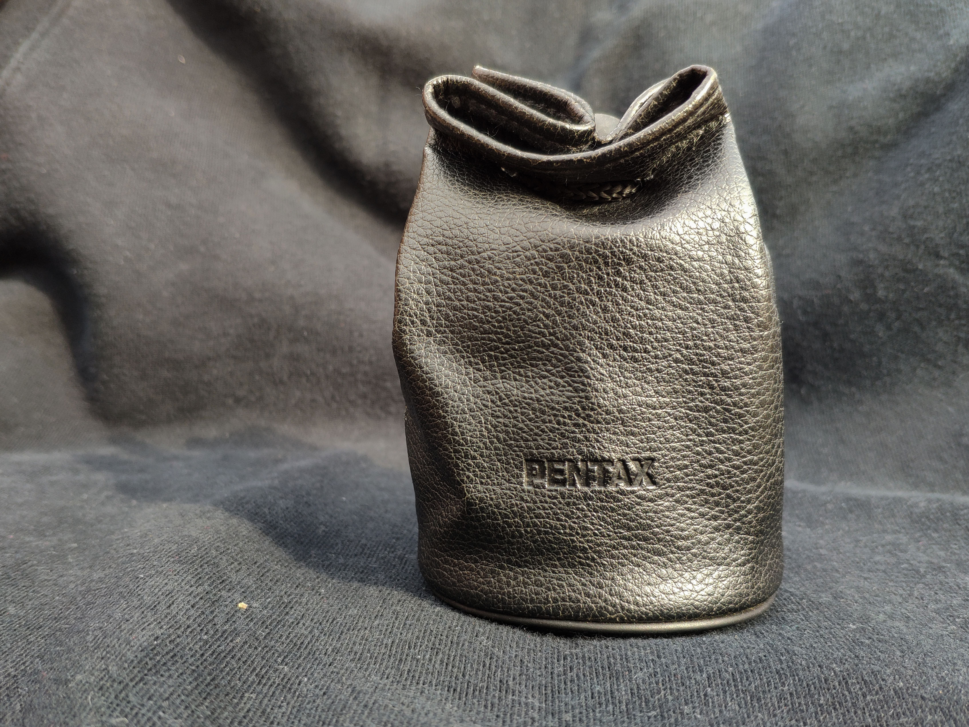  Pentax DA 70mm f/2.4 Limited