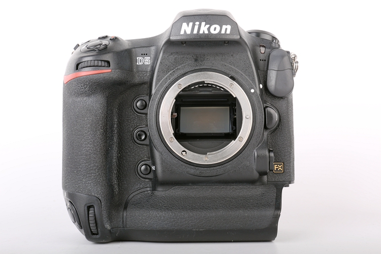 【11新二手nikon尼康 d5 单机身 快门147032次 cf版 001010京】- 蜂鸟