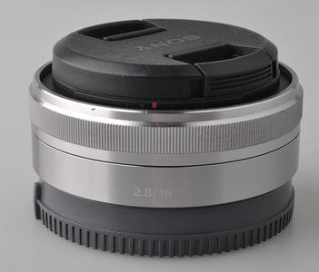 索尼 E 16mm f/2.8（SEL16F28）