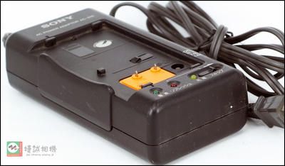 索尼摄像机 充电器/适配器AC-S10