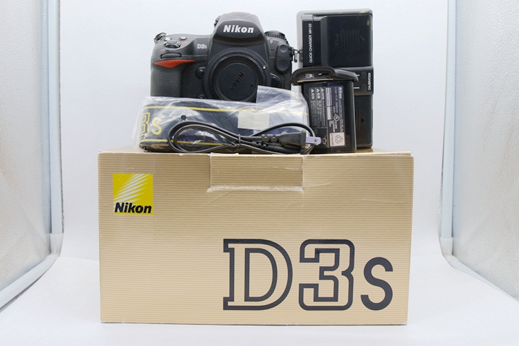 94新二手 Nikon尼康 D3S 单机 快门20550次 038032深