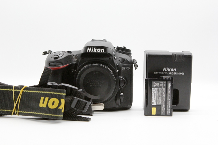 90新二手 Nikon尼康 D7100 单机 快门59000次回收 236672
