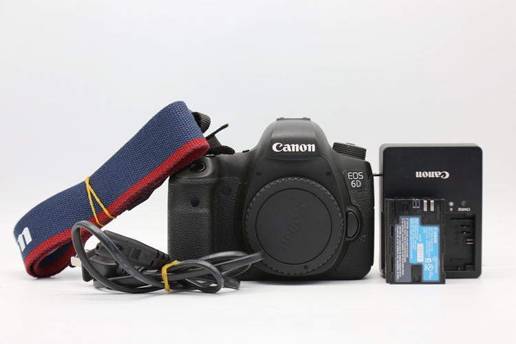 95新二手Canon佳能 6D 单机 高端单反相机 回收 013069