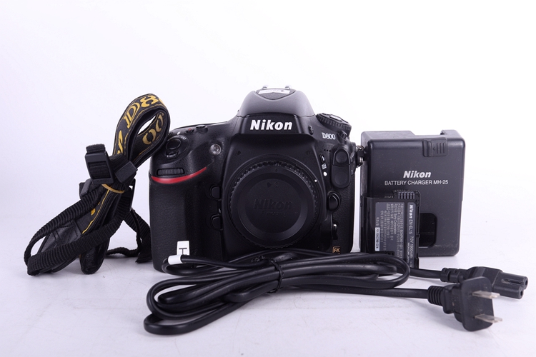 90新二手Nikon尼康 D800 单机 快门27000次 008456