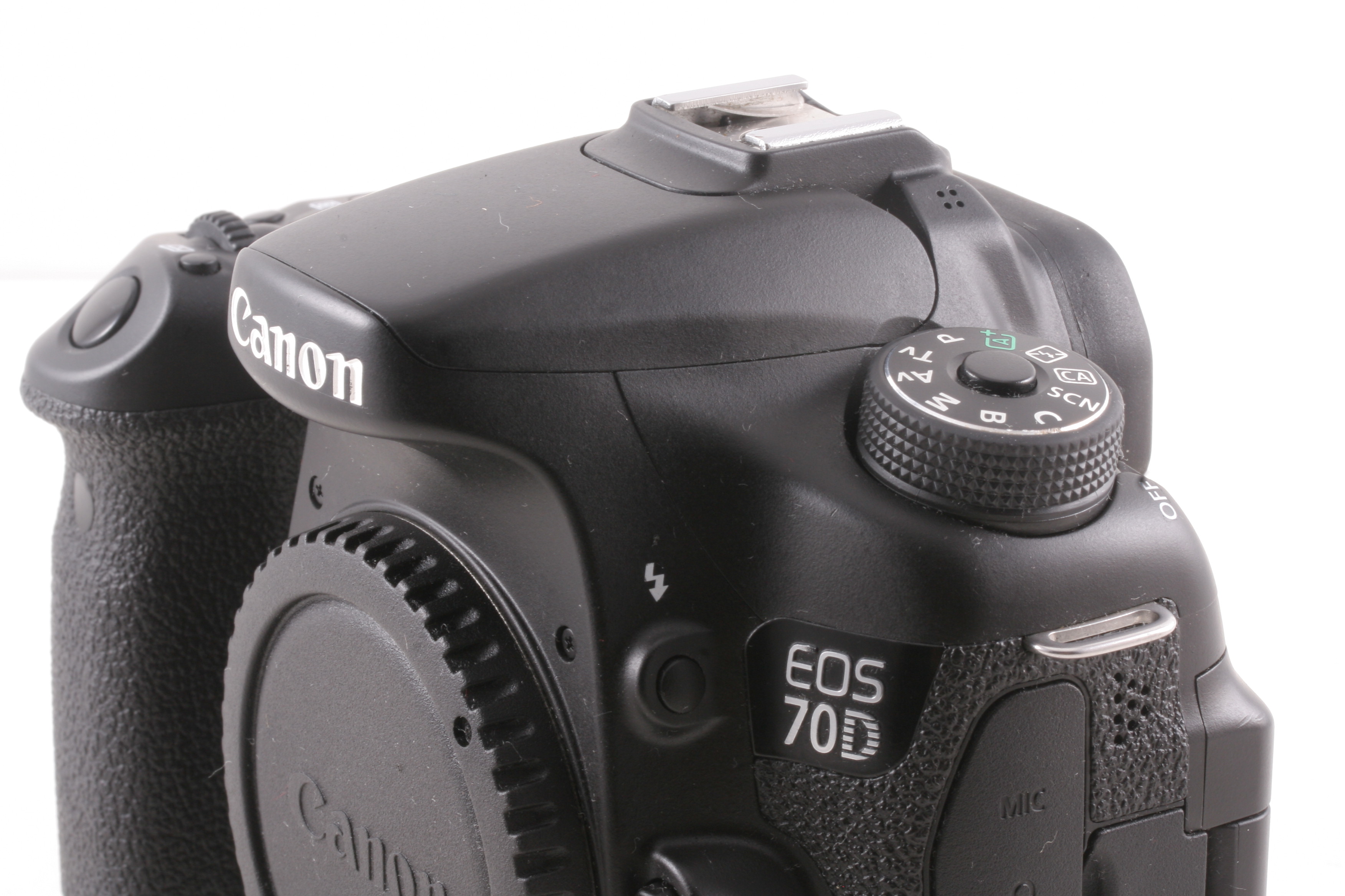 佳能eos 70d 套机含( ef-s18--135镜头) 极新净 ( 全套包装 )