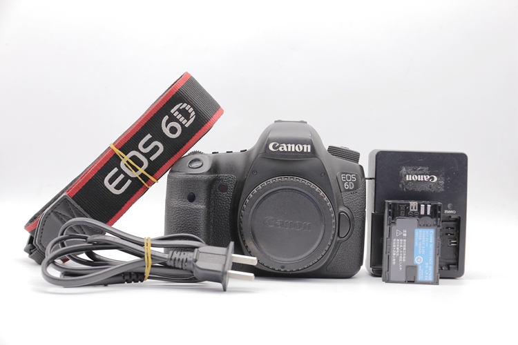 95新二手Canon佳能 6D 单机 高端单反相机 001756