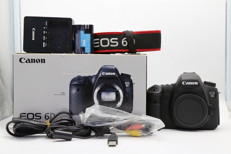 90新二手Canon佳能 6D 单机 高端单反相机 001659
