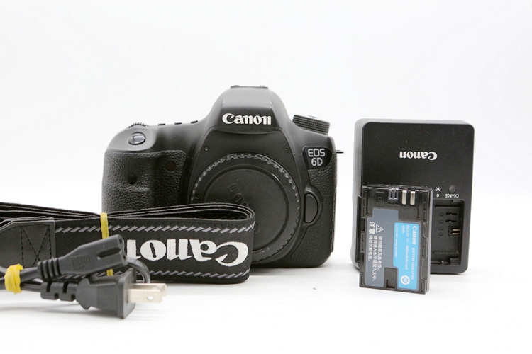 90新二手Canon佳能 6D 单机 高端单反相机 003105
