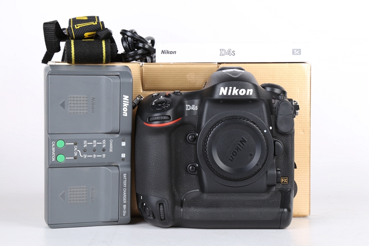 90新二手Nikon尼康 D4s 单机 快门21311次 支持回收 025776