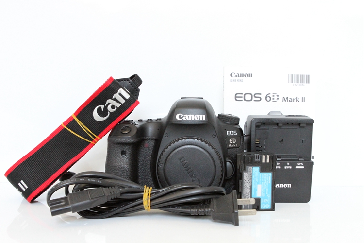 95新二手Canon佳能 6D2 单机 高端单反相机 003218