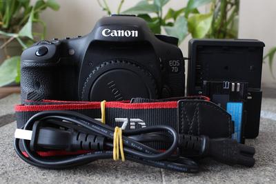 95新二手 Canon佳能 7D 单机 中端单反相机 307584