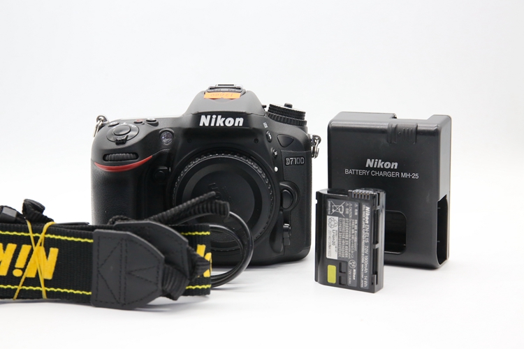 95新二手 Nikon尼康 D7100 单机 快门13000次回收227220