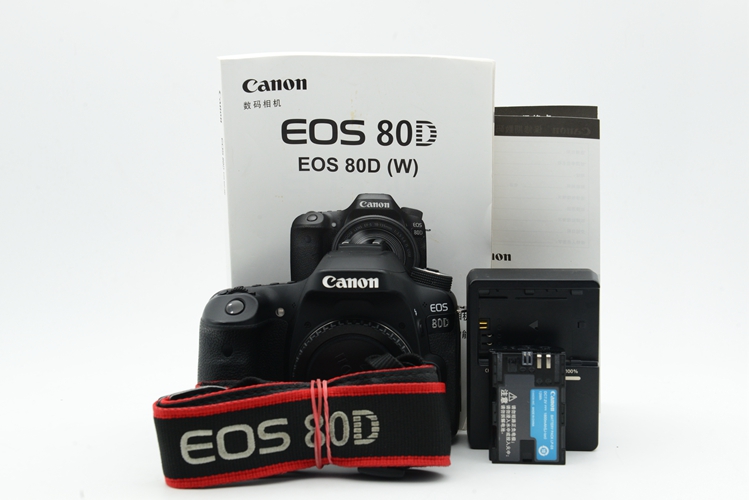 95新二手 Canon佳能 80D 单机 专业单反相机高价回收010699