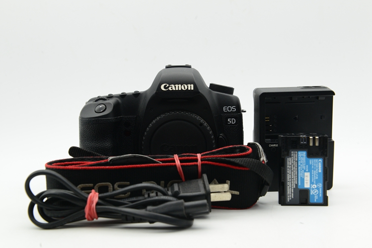 95新二手Canon佳能 5D2 高清数码单机 无敌兔支持回收401138