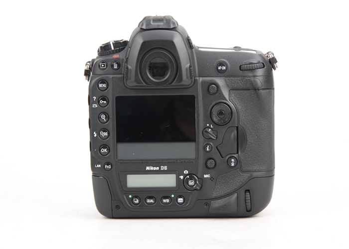 【95新二手nikon尼康 d5 单机身 快门18736次 xqd版本回收007193 】