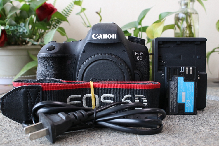 95新二手Canon佳能 6D 单机 高端单反相机3000543