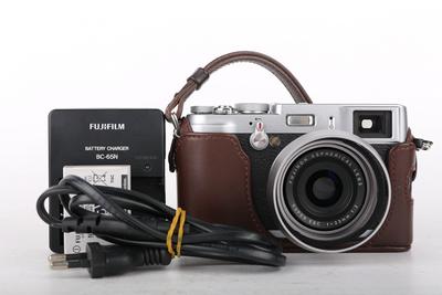 95新二手 Fujifilm富士 X100 套（23/2）微单相机 M00843