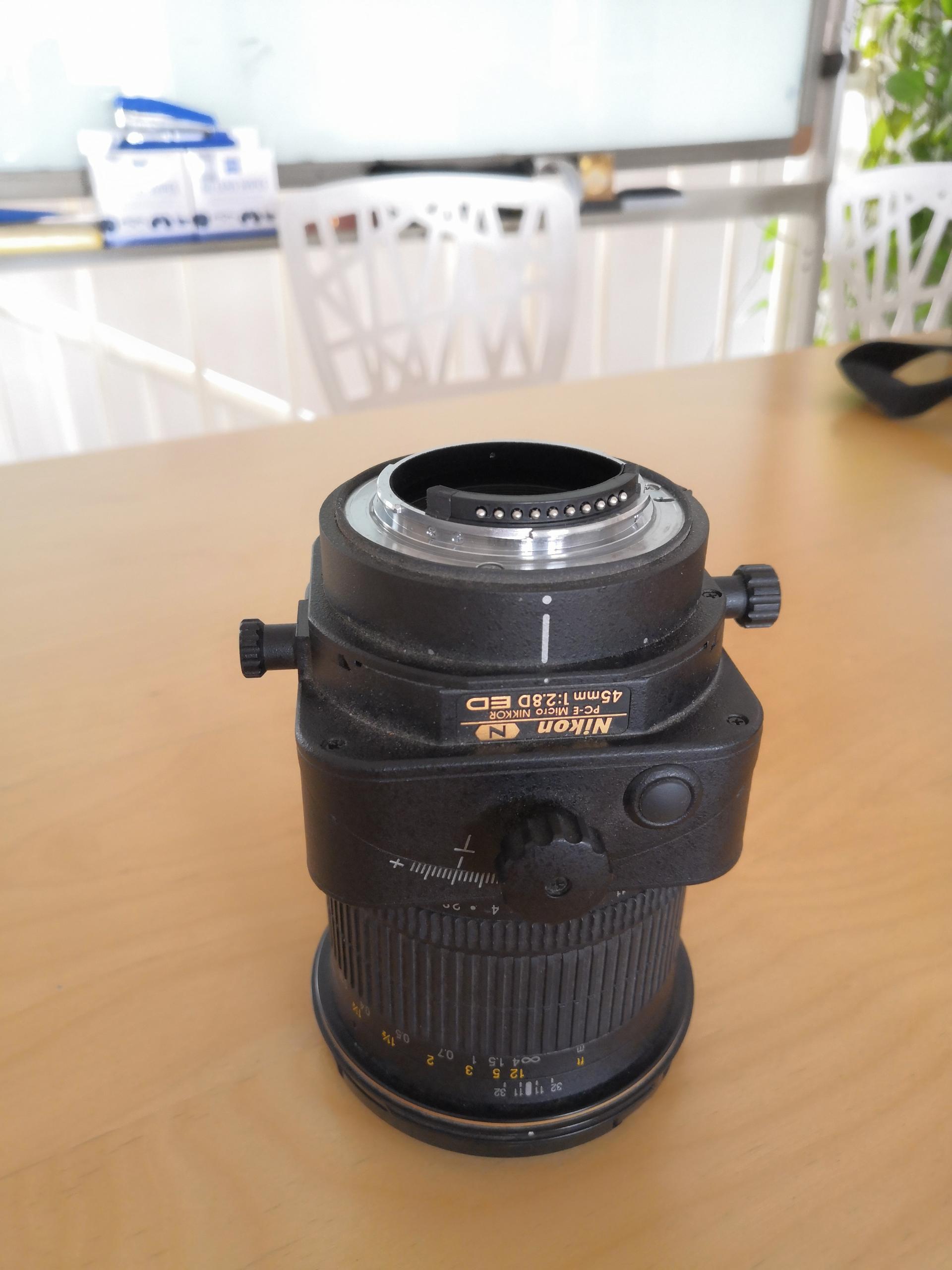 个人出售：尼康移轴镜头正常使用，成像良好，可换尼康2470二代头