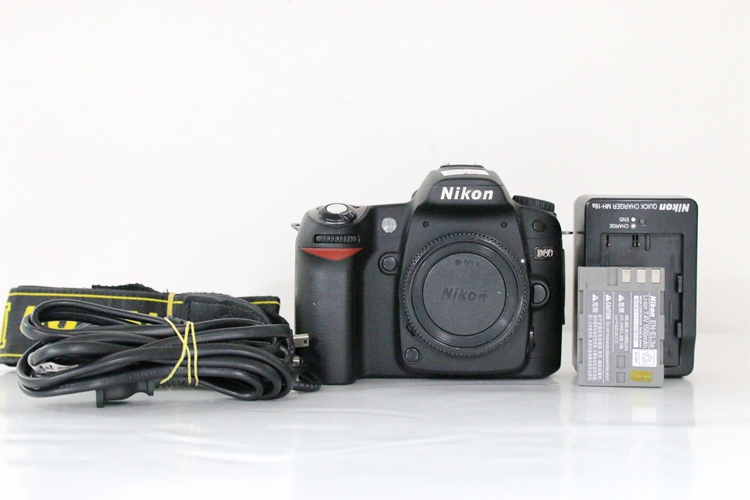 94新二手Nikon尼康 D80 单机 快门25000次 单反相机回收338880
