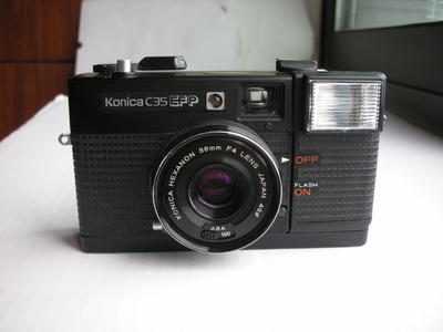 很新柯尼卡C35--EFP自动曝光便携式经典相机，38mm定焦镜头