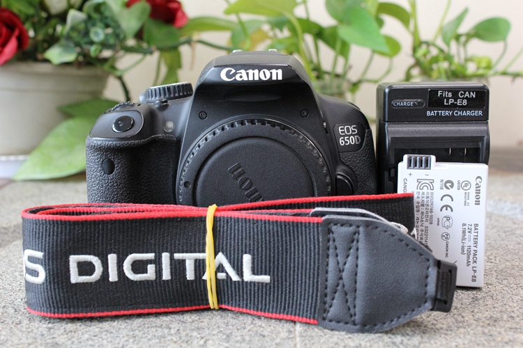 95新二手Canon佳能 650D 单机 数码相机 回收019188