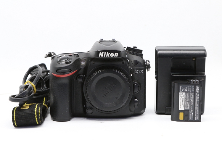 95新二手 Nikon尼康 D7100单机 快门9800次回收235164
