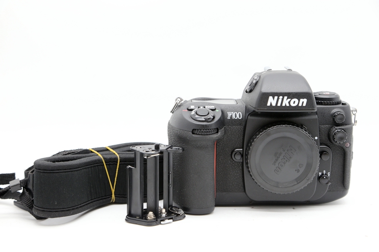 95新二手Nikon 尼康 F100 胶片相机 回收269538