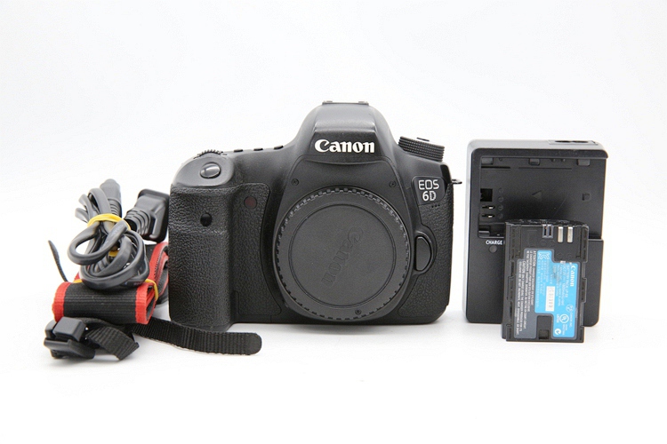 95新二手Canon佳能 6D 单机 高端单反相机回收013349