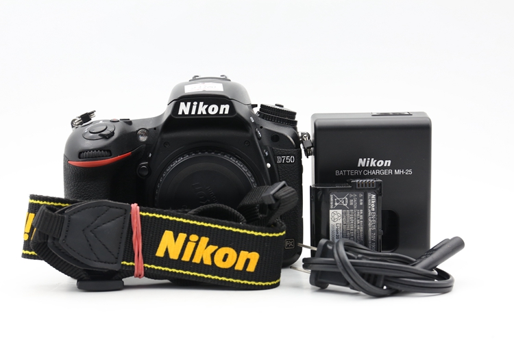 93新二手Nikon尼康 D750 单机 快门21500次回收 025006