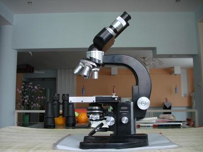 美欧普塔（ meopta )显微镜50年代生产