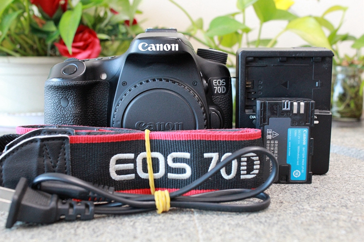 93新二手 Canon佳能 70D 单机 中端单反相机回收 W05185