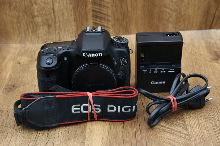 95新二手 Canon佳能 70D 单机 中端单反相机回收 014694