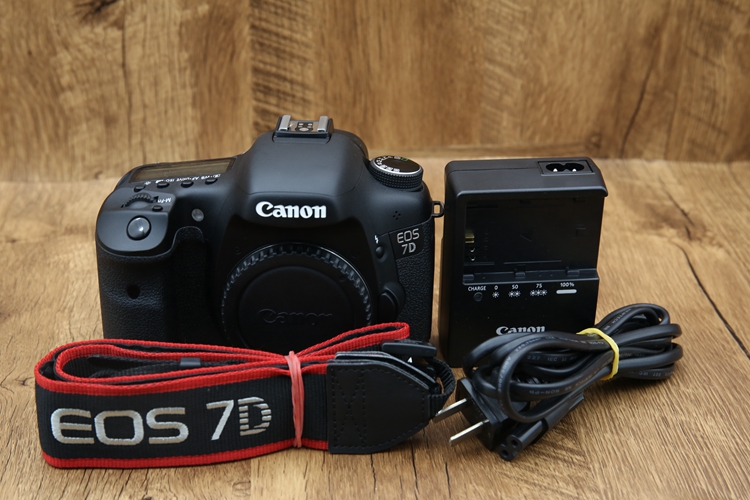 98新二手 Canon佳能 7D 单机 中端单反相机 回收912650
